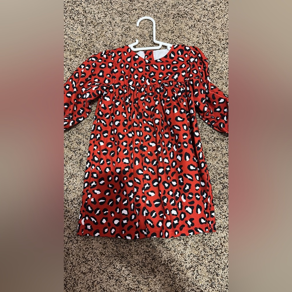 18m southern sass smocks euc